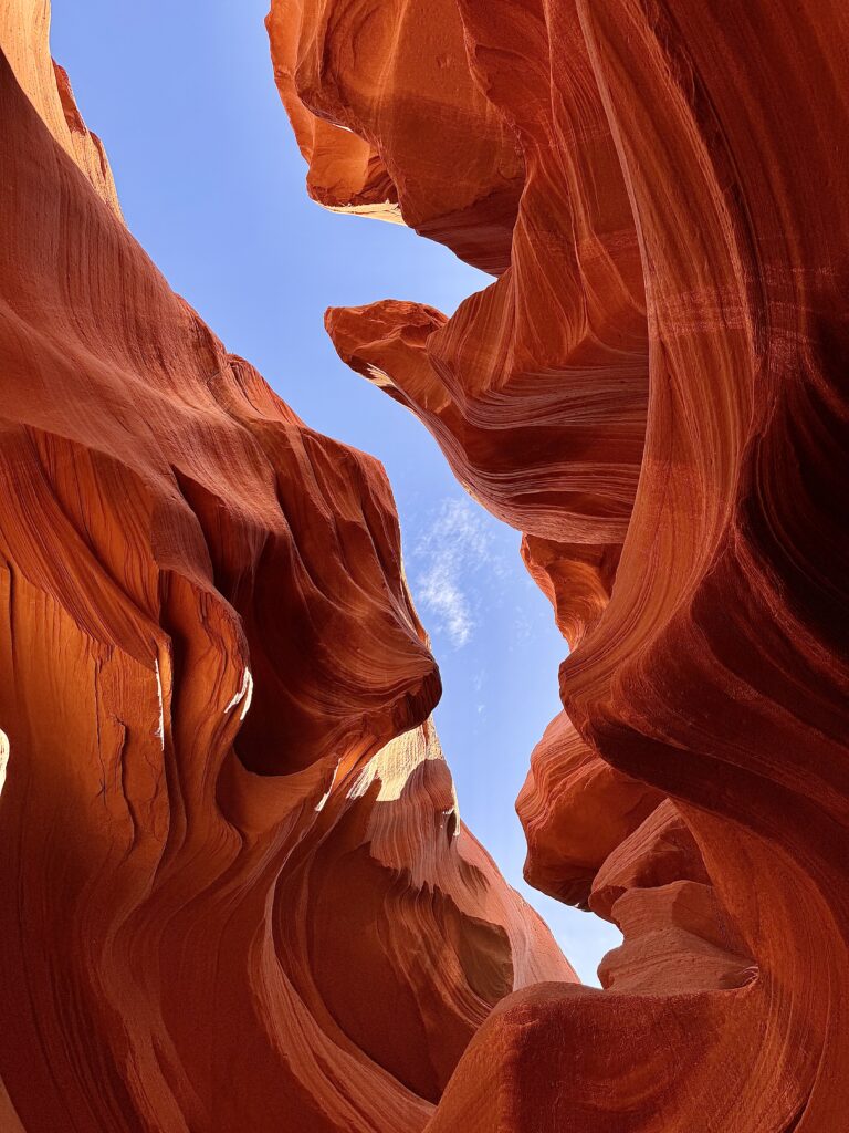 Exploring Antelope Canyon 01