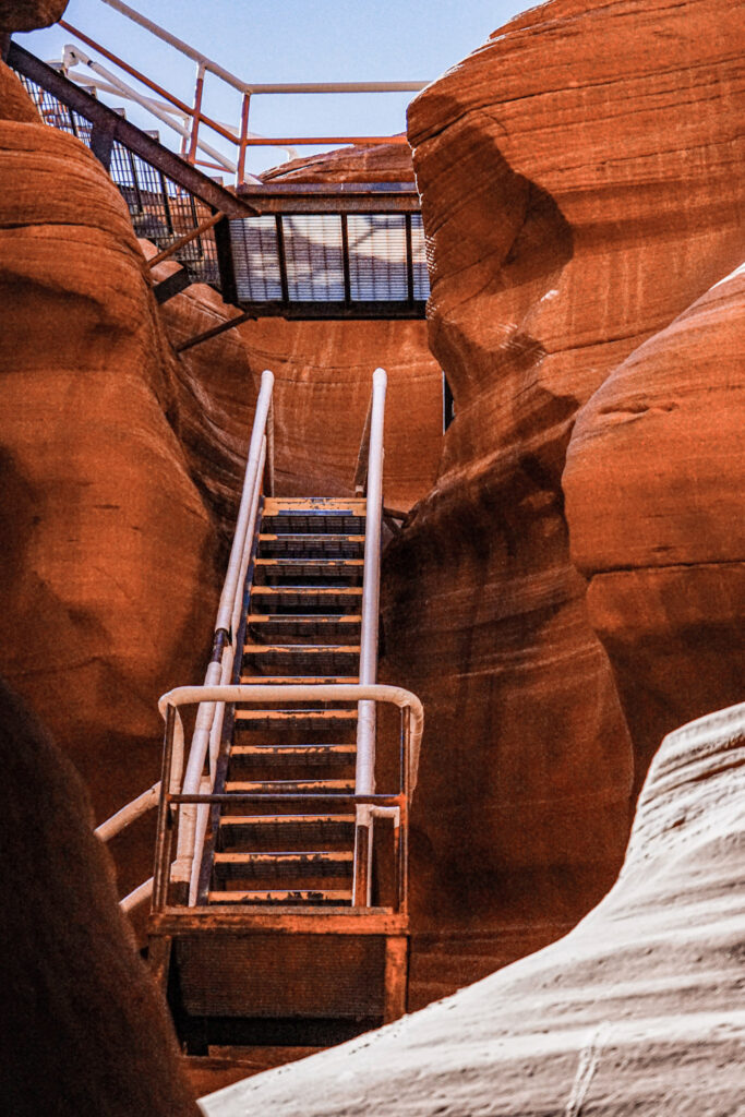 Exploring Antelope Canyon lower antelope canyon