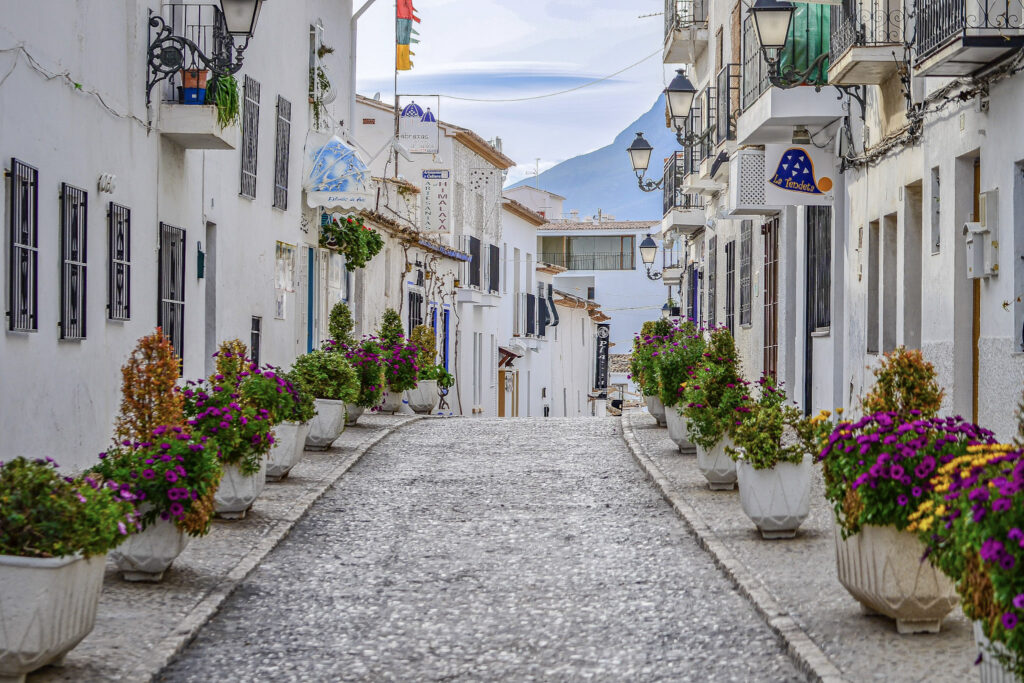 Around Alicante & Costa Blanca altea 01