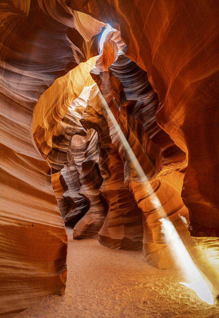 Exploring Antelope Canyon joseph corl outu8i12nyo unsplash (1)